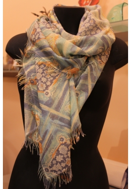 Lombard and lombard scarf