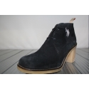 Woman boots